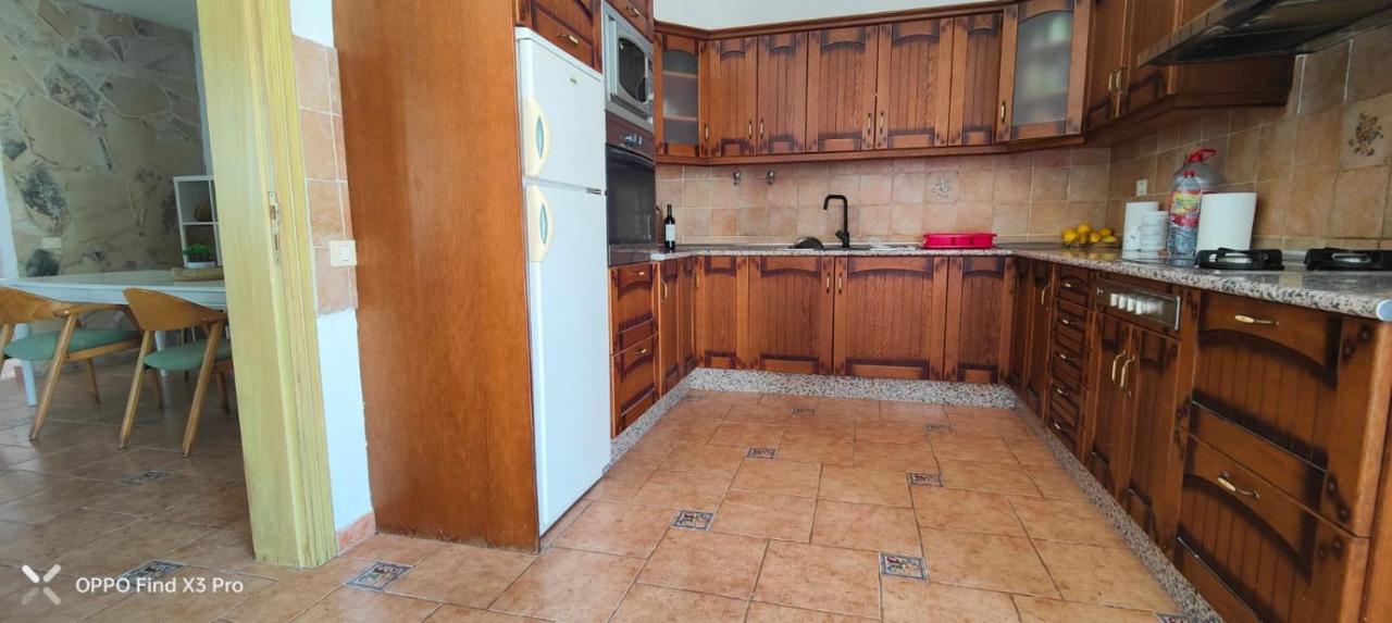 4 Family Home With Pool, Fuerteventura-Gran Tarajal Juan Gopar Exteriör bild